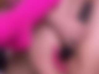 Live cam show with Lola - Grey Eyes on Camsoda