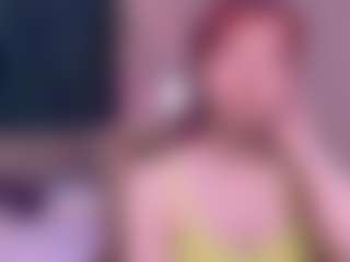 Live cam show with Lola - Bikini on Dare Cams