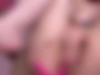 Live cam show with Lola - Tattoos Red Hair on Camming Site