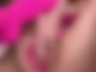 Live cam show with Lola - College Latina on Camsoda