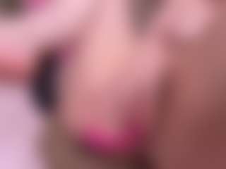 Lola's Live Sex Cam Show