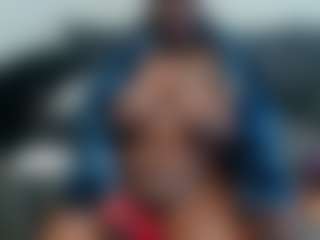 Prettychoco's Live Sex Cam Show