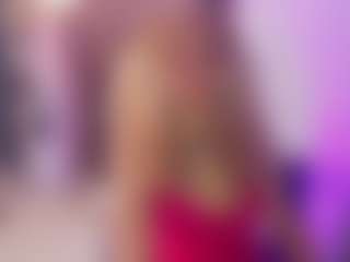 Live cam show with ScarlettDuran - Fingers on Camsoda