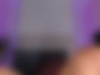 Live cam show with sweet-arii - Fingering Latina on Camsoda.co | colombia