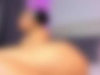 Live cam show with sweet-arii - Brown Eyes BBW on Camsoda