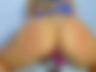 Live cam show with melissajhonson00 - Bikini on Lustler