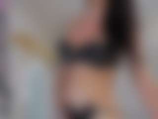 Live cam show with thalijara - Average on Camsoda
