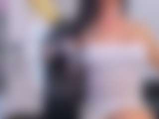 Live cam show with thalijara - Drinking on crypto-cams