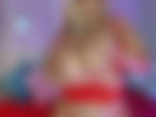 Live cam show with Corinn Dupont - Brown Eyes on SquirtSoMuch