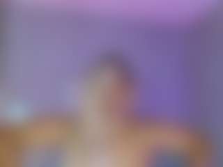 Live cam show with Corinn Dupont - Big Tits on Camming Site