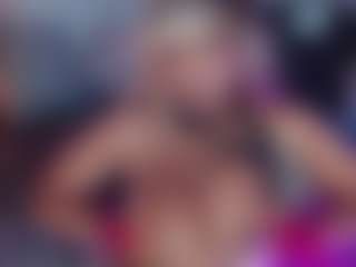Live cam show with Corinn Dupont - Strip Black on SpunkLive