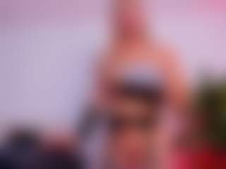 amandaxdaniela's Live Sex Cam Show