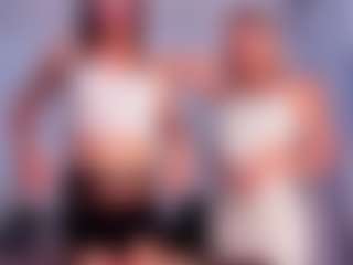 amandaxdaniela's Live Sex Cam Show