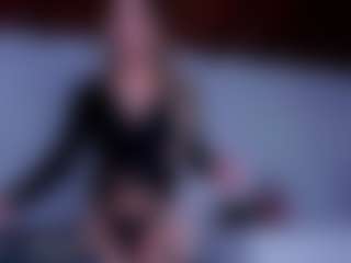 amandaxdaniela's Live Sex Cam Show