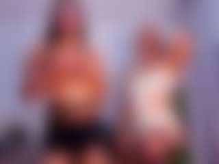 amandaxdaniela's Live Sex Cam Show