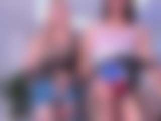 amandaxdaniela's Live Sex Cam Show