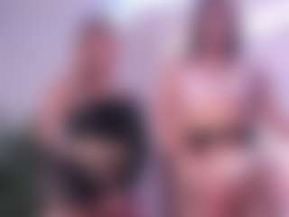 amandaxdaniela's Live Sex Cam Show