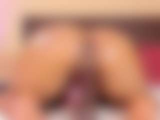 Kim-Baker2's Live Sex Cam Show
