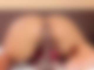 Live cam show with Kim-Baker2 - Ebony on Camsoda | colombia