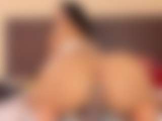 Kim-Baker2's Live Sex Cam Show