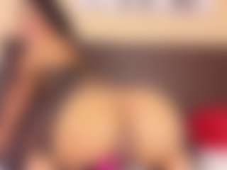 Kim-Baker2's Live Sex Cam Show