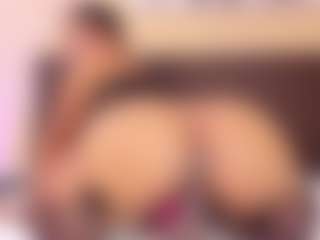 Kim-Baker2's Live Sex Cam Show