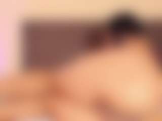 Live cam show with Kim-Baker2 - Ebony on StripNow | colombia