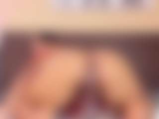 Kim-Baker2's Live Sex Cam Show