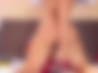 Kim-Baker2's Live Sex Cam Show