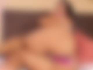 Live cam show with Kim-Baker2 - Black Petite on Milfs Live
