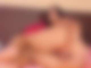 Kim-Baker2's Live Sex Cam Show