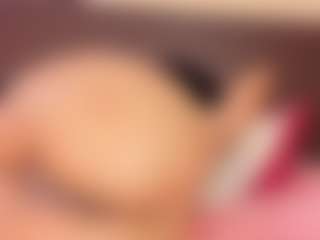 Kim-Baker2's Live Sex Cam Show
