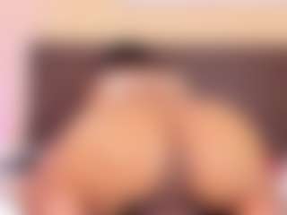 Kim-Baker2's Live Sex Cam Show