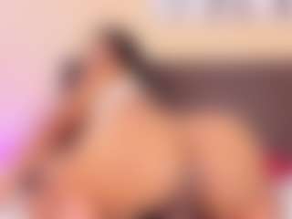 Kim-Baker2's Live Sex Cam Show