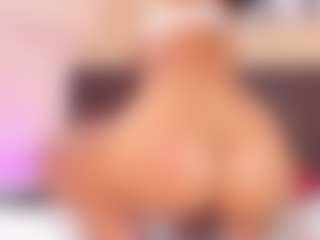 Kim-Baker2's Live Sex Cam Show