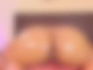 Kim-Baker2's Live Sex Cam Show