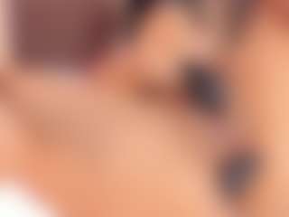 Live cam show with Kim-Baker2 - Ebony Shaved Pussy on Stripli.com