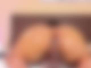 Live cam show with Kim-Baker2 - Ebony on camgirlchat.live | colombia