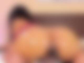 Live cam show with Kim-Baker2 - Ebony Petite on Instabang