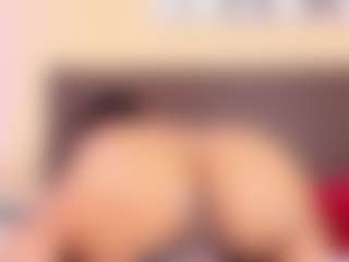 Kim-Baker2's Live Sex Cam Show