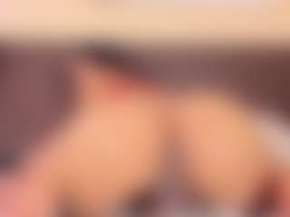 Kim-Baker2's Live Sex Cam Show
