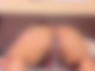 Kim-Baker2's Live Sex Cam Show