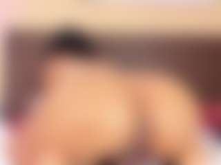 Live cam show with Kim-Baker2 - Ebony on CamwithHer | colombia