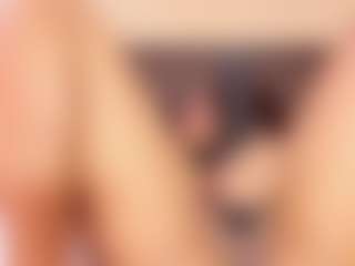 Kim-Baker2's Live Sex Cam Show