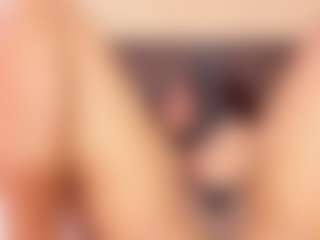 Kim-Baker2's Live Sex Cam Show