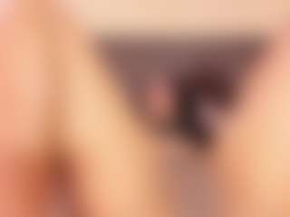 Kim-Baker2's Live Sex Cam Show
