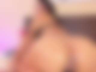 Kim-Baker2's Live Sex Cam Show