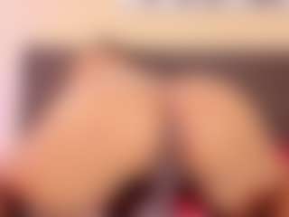 Kim-Baker2's Live Sex Cam Show