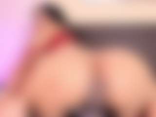 Live cam show with Kim-Baker2 - Petite on Gym Cam Girls