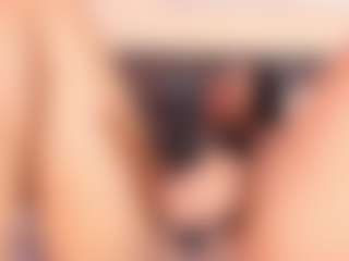 Kim-Baker2's Live Sex Cam Show